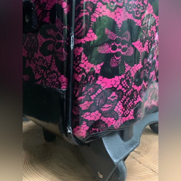 Betsey Johnson 90s Vintage Lace Rolling Suitcase - Picture 5 of 10